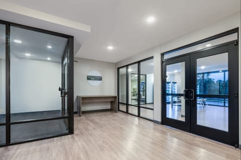 ECHO Suites Extended Stay by Wyndham Nashville/ Gallatin Hotel in Gallatin