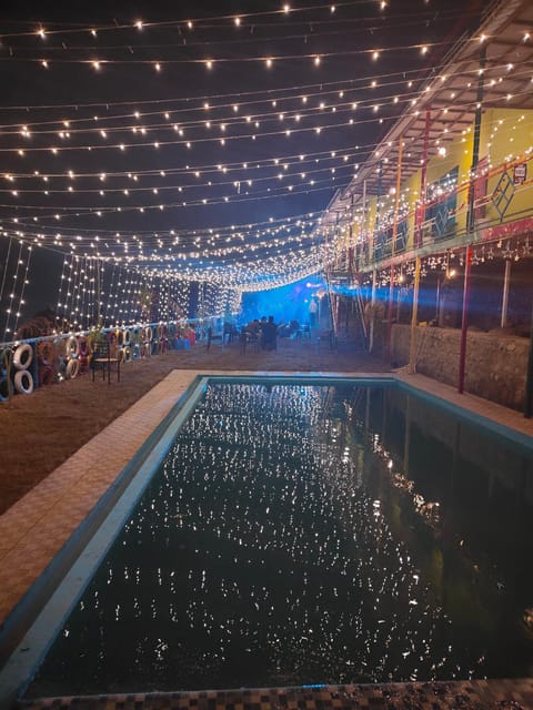 Swimming pool