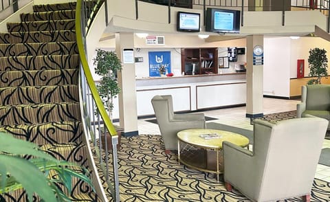 Blue Way Inn & Suites La Crosse Hotel in La Crosse