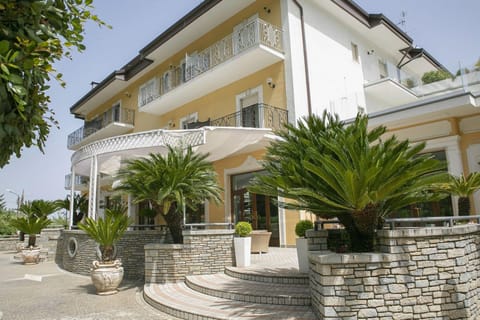 Resort Sant'Angelo & Spa Resort in Agerola