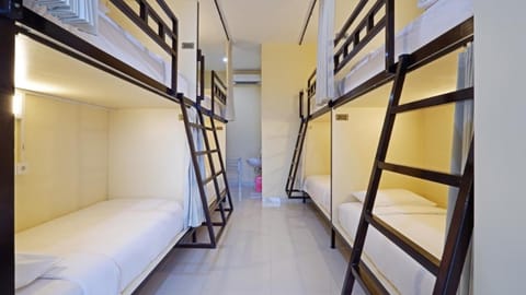 V Canggu Dormitory Capsule hotel in North Kuta