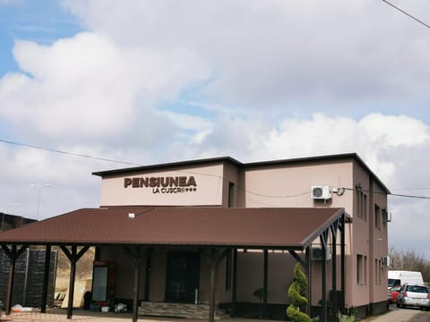 Pensiunea La Cuscri Arad Hotel in Timiș County
