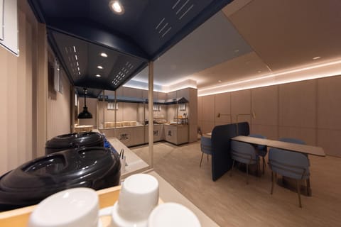 Hanting Hotel Tianjin University of Technology and Education Hotel in Tianjin