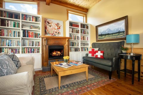 Alpine House Hotel in Jackson