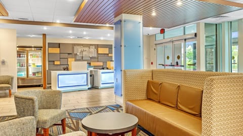 Holiday Inn Express And Suites Mobile - University Area By IHG Hotel in Mobile