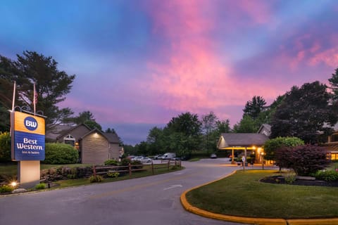 Best Western Inn & Suites Rutland-Killington Hotel in Mendon