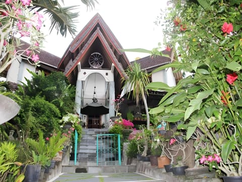 Puri Eling Blimbingsari Hotel Hotel in Bali