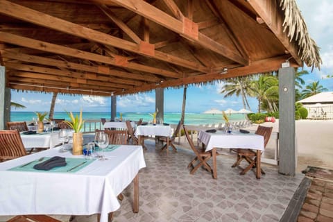 Moana Sands Beachfront Hotel Hotel in Takitumu District