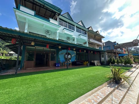 Zimbei Cozytel Khaolak Hostel in Khuekkhak