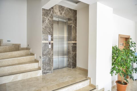 Hakcan Hotel Hotel in Izmir