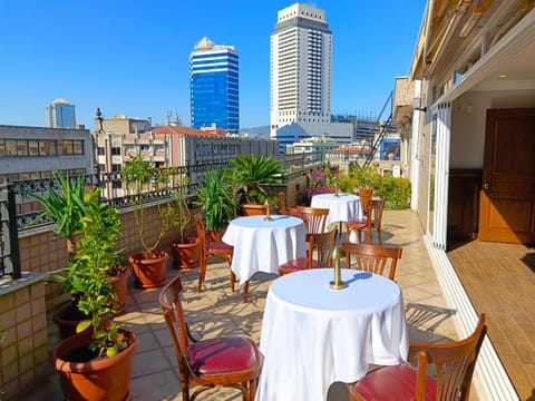 Otel Kaya Bed and Breakfast in Izmir