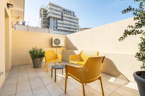 Karalin Sonnino Suites Apartment hotel in Cagliari