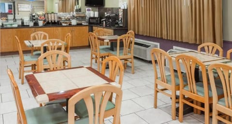 Fairbridge Inn Express Decatur Forsyth Motel in Forsyth