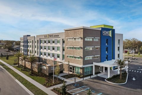 Home2 Suites by Hilton Lakeland North I 4 Hotel in Lakeland