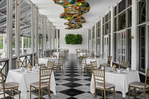 The Drake Oak Brook, Autograph Collection Hotel in Oak Brook