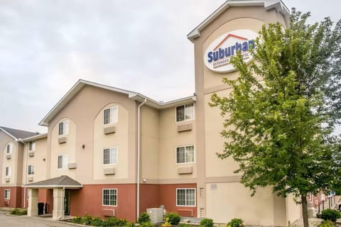 Suburban Studios Fairborn - Dayton Hotel in Fairborn