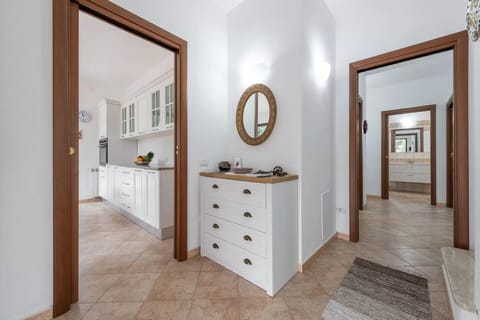 Amazing detached villa for 8 guests near Stintino Resort in Punta de su Torrione