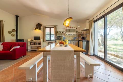 Lovely cottage with private wide garden near Orosei Resort in Sardinia