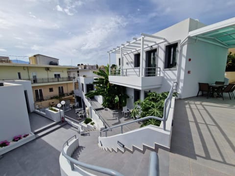 Rainbow Hotel Apartments Apartment hotel in Crete