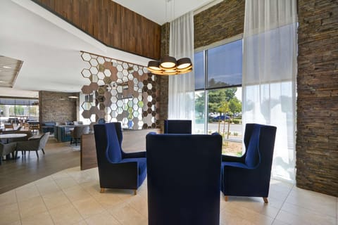 Hyatt Place Fresno Hotel in Fresno