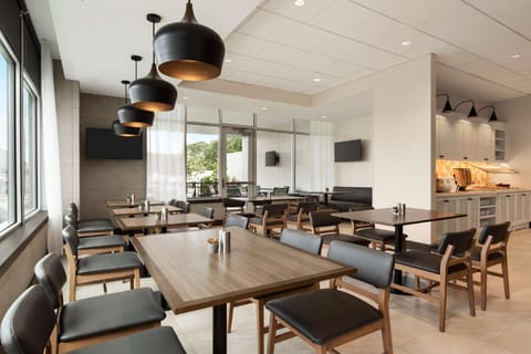 Hyatt Place Virginia Beach Town Center Hotel in Norfolk