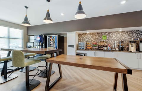 Extended Stay America Premier Suites – Phoenix - Chandler – Airport Hotel in Gilbert