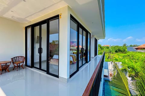 Dajan Dukuh Villa (2 Bedroom Villa with Minimum Stay 2 Night) Hotel in Kediri