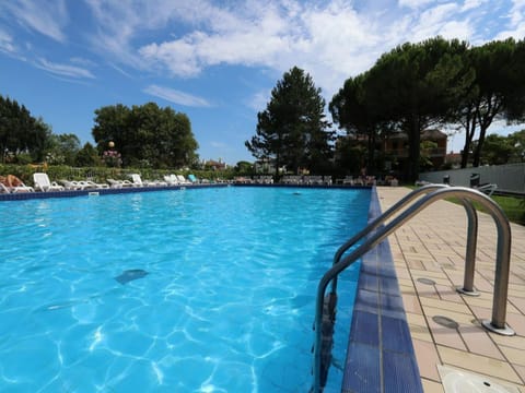 Beautiful large villa with shared pool Resort in Bibione