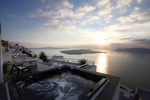 Sunset Hotel Hotel in Thera