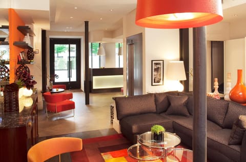 Bar/lounge