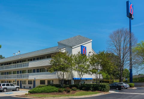 Motel 6 Tucker, GA - Atlanta Northeast Hotel in Tucker