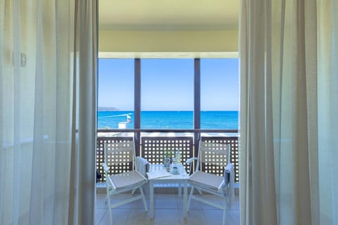 Giannoulis - Santa Marina Plaza Adults Only Resort in Agia Marina