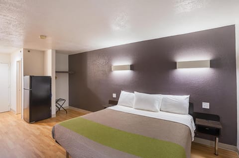 Studio 6 Greenville, SC I-85 Near Downtown Hotel in Greenville