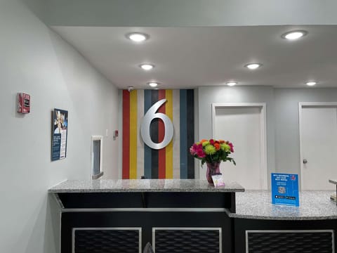 Motel 6 West Columbia, SC - Airport Hotel in West Columbia