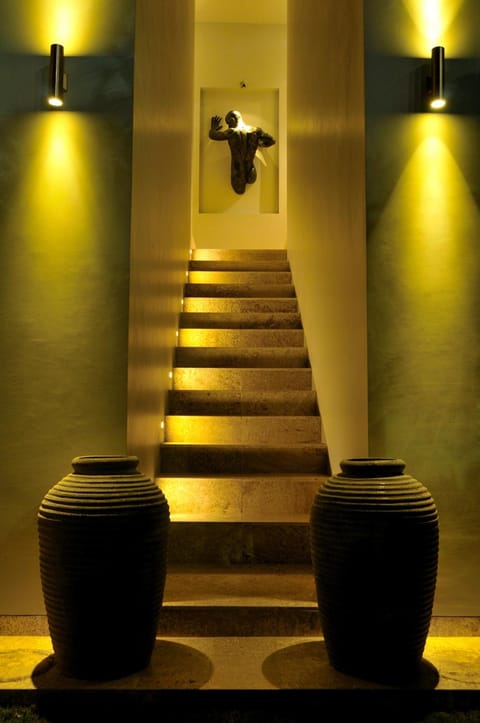 Room & Vespa Suite 1 Hotel in Kuta