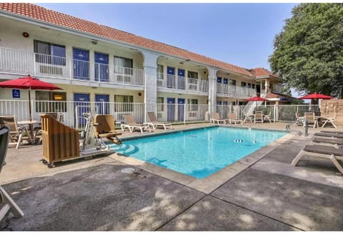 Motel 6 Pinole, CA Hotel in Hercules