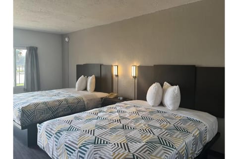 Studio 6  Lake Jackson, TX Hotel in Lake Jackson