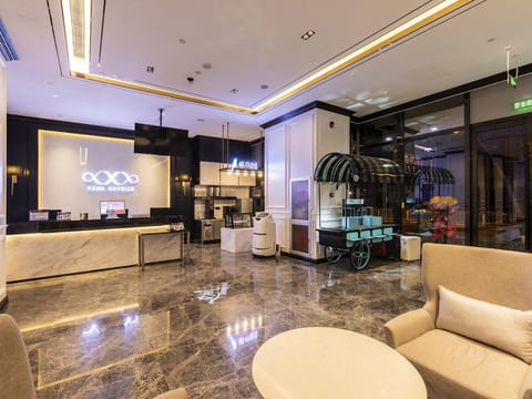 Xana Hotelle Beijing Haidian District Daoxianghu Metro Station Hotel in Beijing