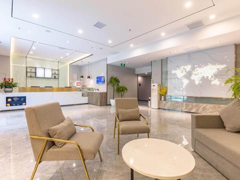 7 Days Premium Beijing Fengtai Station Headquarters Base Hotel in Beijing