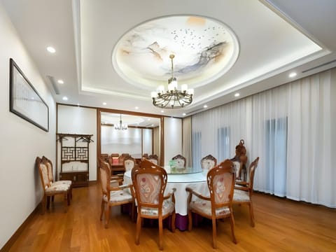 James Joyce Coffetel Beijing Mentougou Science Park Shang'an Subway Station Hotel in Beijing