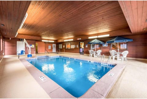 Motel 6 Waterloo, IA Hotel in Waterloo