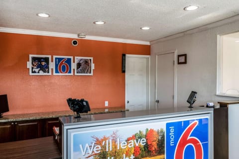 Motel 6 Florence, KY - Cincinnati Airport Hotel in Florence