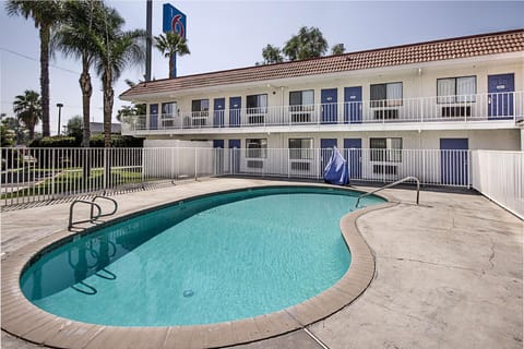 Motel 6 Fresno, CA Hotel in Fresno