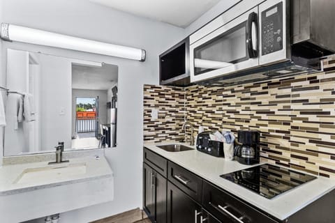 Studio 6  Wilmington, NC Hotel in Wilmington