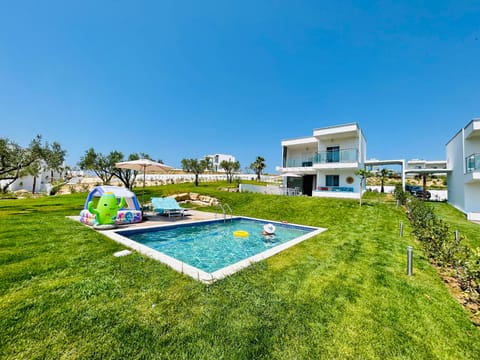Sani Beverly Hills Luxury Villas Resort in Halkidiki
