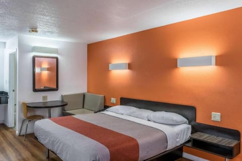 Motel 6 Denver, CO - Airport Hotel in Montbello