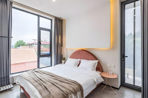 Floral Hotel Beijing Xiaochi B & B Hotel in Tianjin