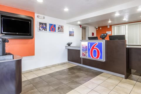 Motel 6 Tempe, AZ – Phoenix Airport – Priest Dr Hotel in Tempe