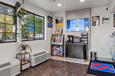 Motel 6 San Luis Obispo, CA - South Hotel in San Luis Obispo