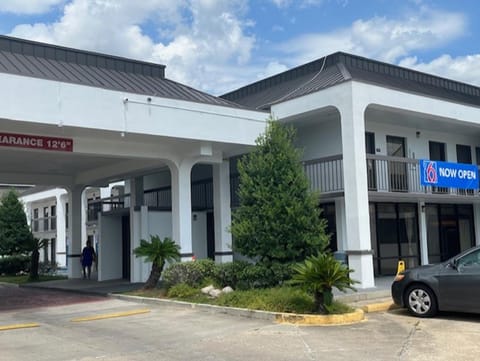 Motel 6 Baton Rouge, LA - East - I-12 Hotel in Baton Rouge